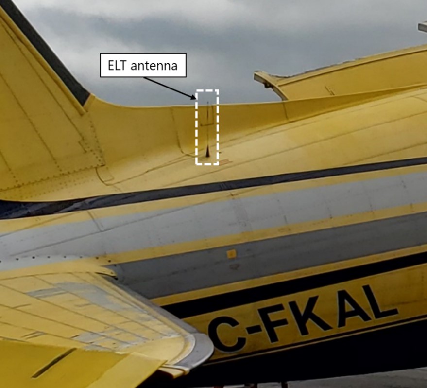 Photo of the occurrence aircraft emergency locator transmitter antenna location before the occurrence (Source: TSB)