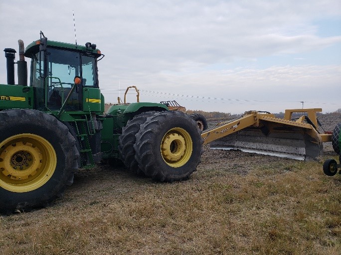 Tractor and bladed equipment (Source: TSB)
