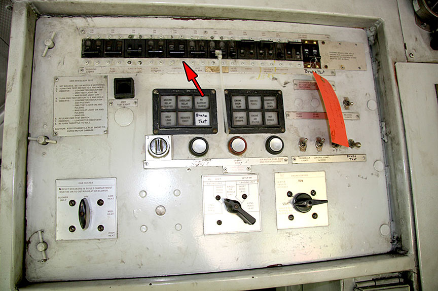 Image du disjoncteur de commande dans la cabine de la locomotive