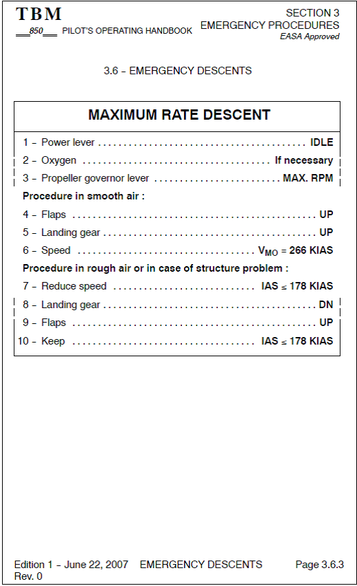 Photocopie du MANUEL D'UTILISATION À L'INTENTION DES PILOTES,lire traduction ci-dessous